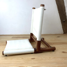 Laden Sie das Bild in den Galerie-Viewer, Bodenstuhl_Vollholz_Baumwolle_im_Sotantar_Yoga_Shop_Berlin_3
