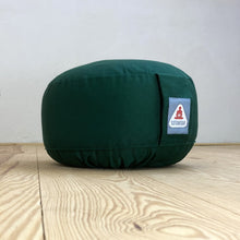 Laden Sie das Bild in den Galerie-Viewer, Yogakissen Adhara Maxi