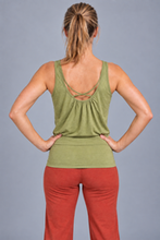 Laden Sie das Bild in den Galerie-Viewer, Yoga Top Parvati