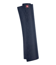 Laden Sie das Bild in den Galerie-Viewer, Yogamatte Manduka eKO Lite® 4mm