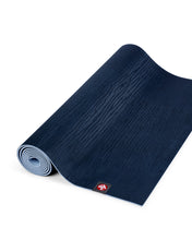 Laden Sie das Bild in den Galerie-Viewer, Yogamatte Manduka eKO Lite® 4mm