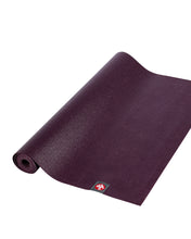 Laden Sie das Bild in den Galerie-Viewer, Yogamatte Manduka eKO SuperLite® Travel