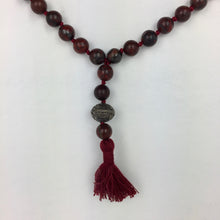Laden Sie das Bild in den Galerie-Viewer, Roter Jaspis Mala 108 +, 8mm