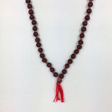 Laden Sie das Bild in den Galerie-Viewer, Rosenholz Mala 108 + 1 Perle, 8mm