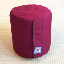 Laden Sie das Bild in den Galerie-Viewer, Meditationskissen Vajra für Fersensitz