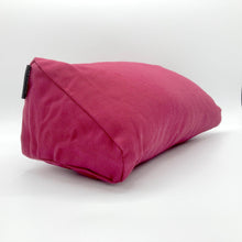 Laden Sie das Bild in den Galerie-Viewer, Meditationskissen Purna bordeaux im Sotantar Yoga Shop Berlin