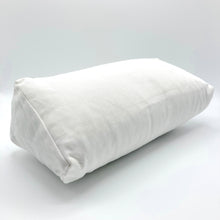 Laden Sie das Bild in den Galerie-Viewer, Meditationskissen Purna weiss im Sotantar Yoga Shop Berlin