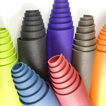 Laden Sie das Bild in den Galerie-Viewer, Kinderyogamatte 7 Farben im Sotantar Yoga Shop Berlin