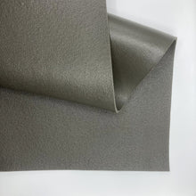 Laden Sie das Bild in den Galerie-Viewer, Yogamatte Studio 4,5mm Ökotex anthrazit Detail im Sotantar Yoga Shop Berlin