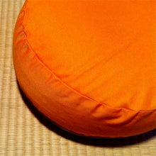 Laden Sie das Bild in den Galerie-Viewer, Meditationskissen Adhara
