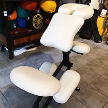 Laden Sie das Bild in den Galerie-Viewer, Massagestuhl