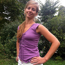 Laden Sie das Bild in den Galerie-Viewer, Yogashirt Saraswati