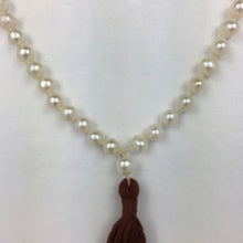 Laden Sie das Bild in den Galerie-Viewer, Echte Perlen Mala 108 +1 Perle
