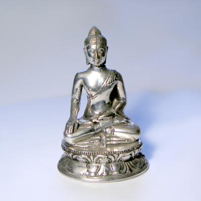Shakyamuni Buddha, Bronze versilbert, 17 cm